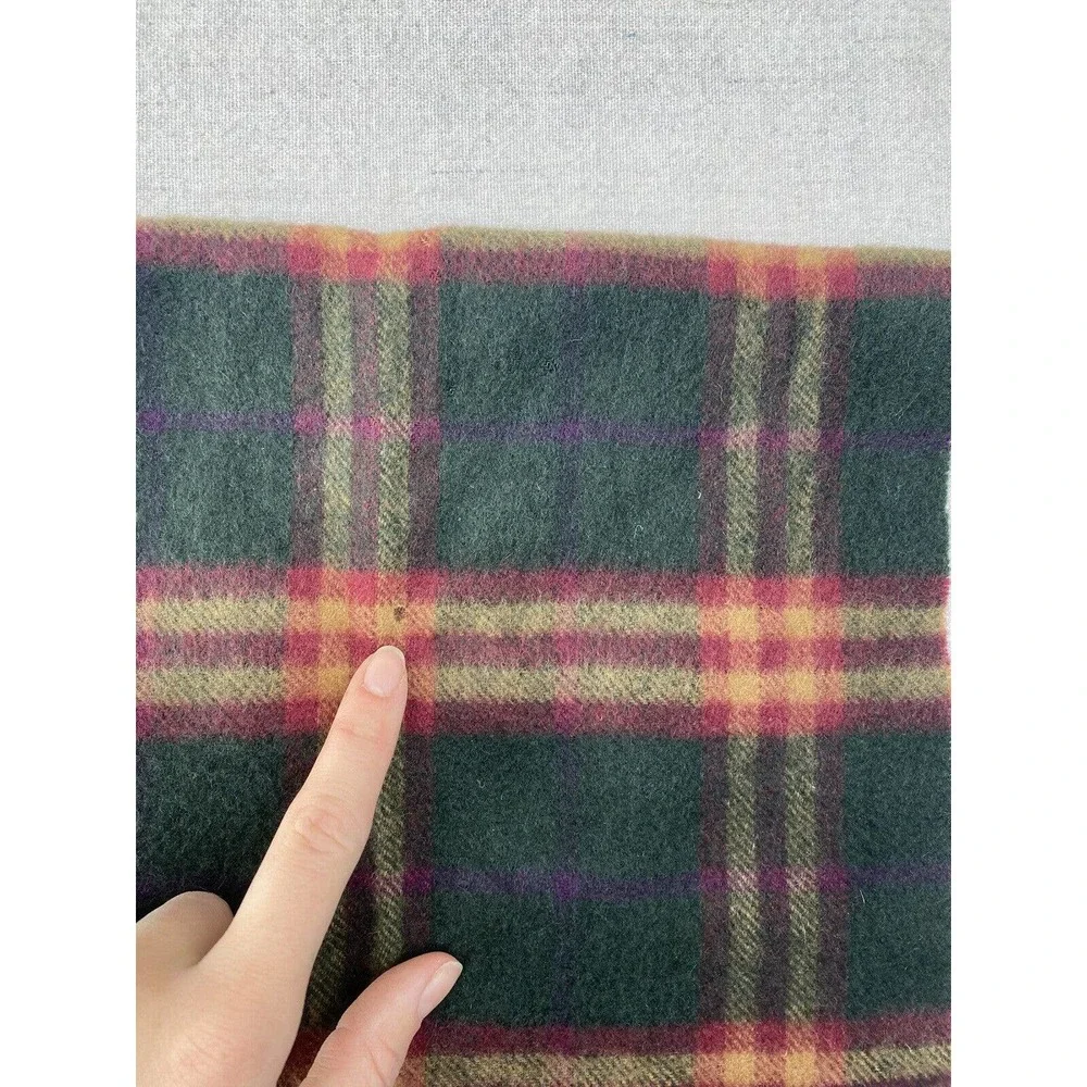BURBERRY Plaid Cashmere Nova Check Scarf Green Red